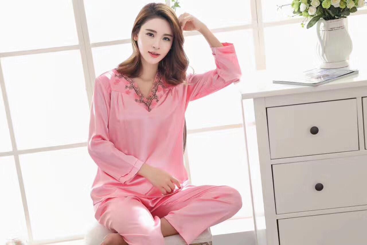 Baju Tidur Lengan Celana Panjang Muslimah 1702 Piyama Satin Murah Cewe