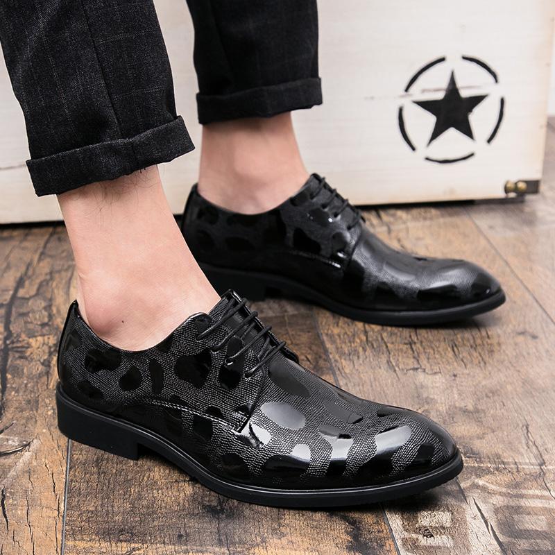 Yuzi 2018 Musim Semi Musim Panas Baru Pria Modis Cetak Kulit Sepatu Kasual Pria Renda Atas Ujung Lancip Kenyamanan Pesta Sepatu Derby karir Pekerjaan Sepatu