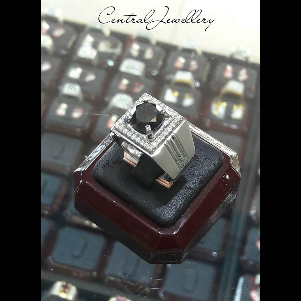 cincin cowo berlian hitam asli ring emas putih dan berlian