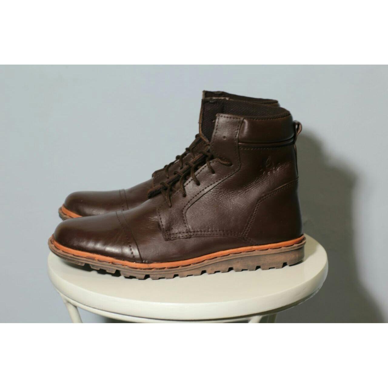 Sepatu Chicago Boots Kulit (Sepatu Gunung ,Traveling ,Santai ,Kerja ,Kantor
