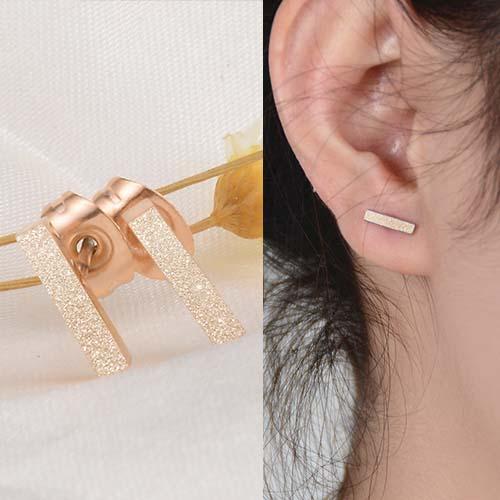 Anting Titanium Steel Rose Gold Plated 18K Strip Sparkle Earrings NOV022