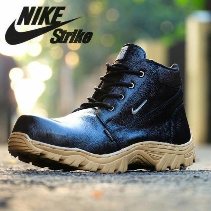 SEPATU PRIA NIKE SAFETY BOOTS KULIT ASLI UJUNG BESI / BONUS KAOS KAKI