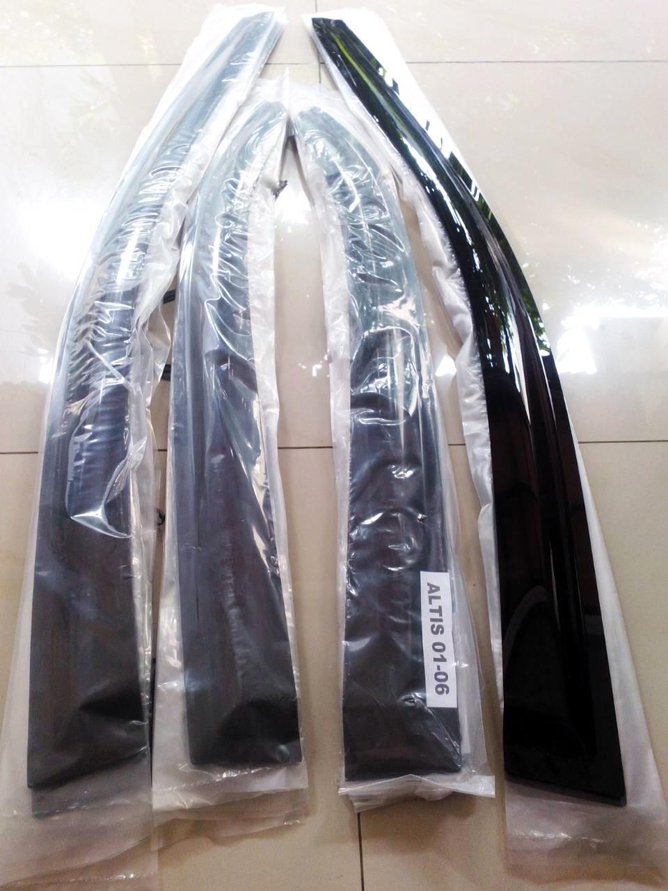 Talang Air Mobil COROLLA ALTIS Slim 3M (20012006)