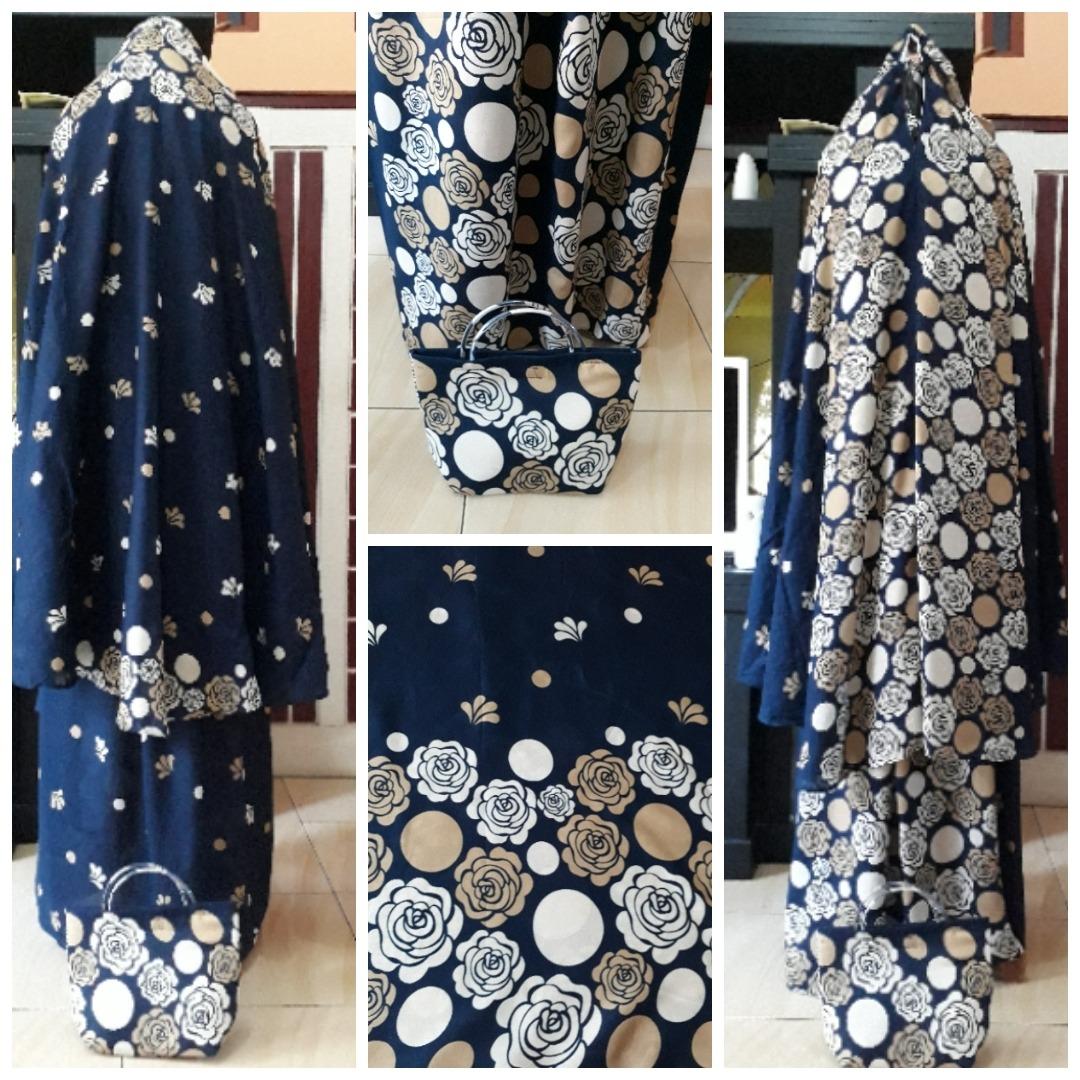 DoubleC Fashion Mukena Batik Bunga 