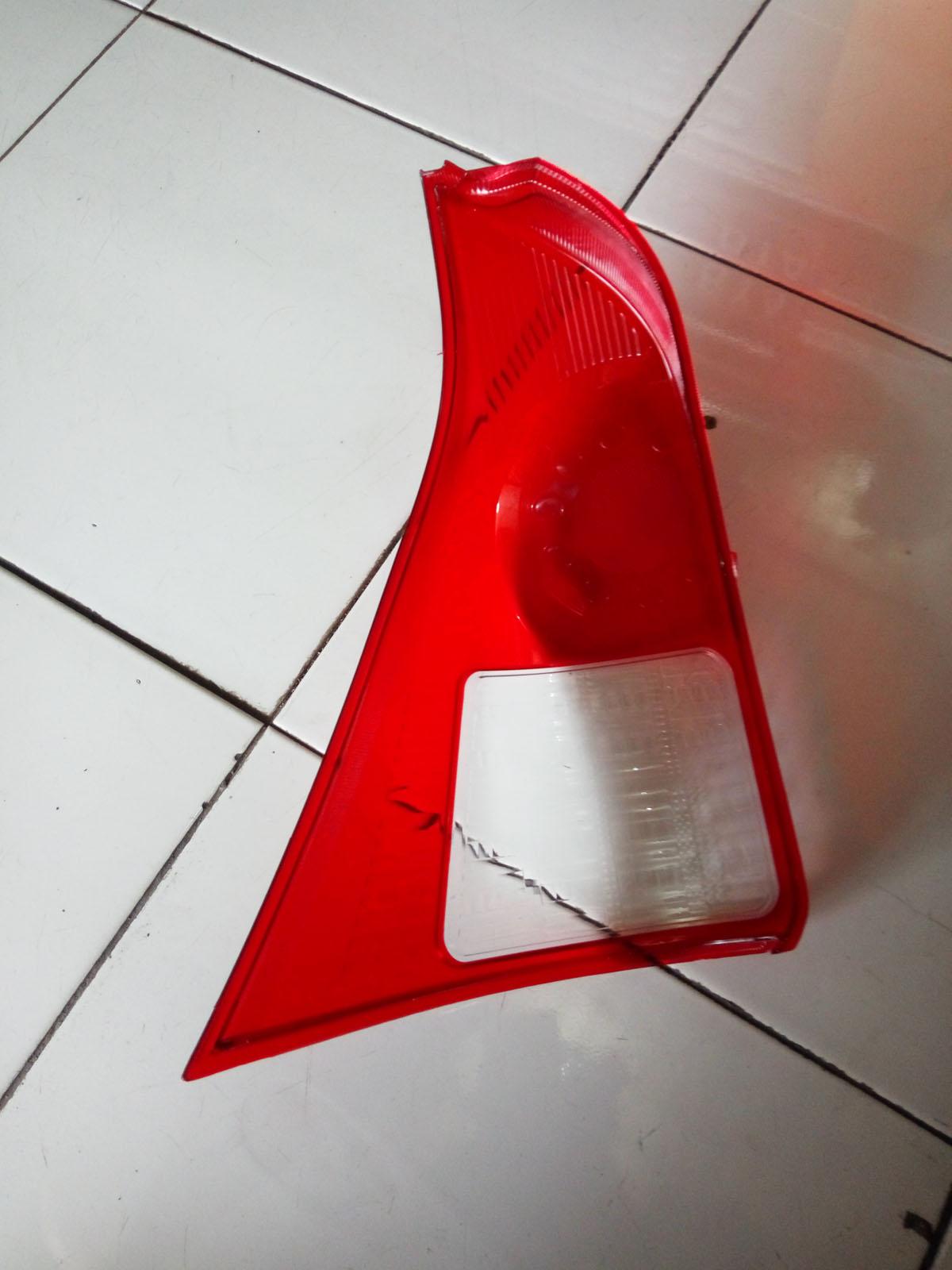 Mika 1pcs Stoplamp Avanza Xenia 2012 2013 2014 - Kanan Januari 2019 - 4 Mika 1pcs Stoplamp Avanza Xenia 2012 2013 2014 - Kanan - 4