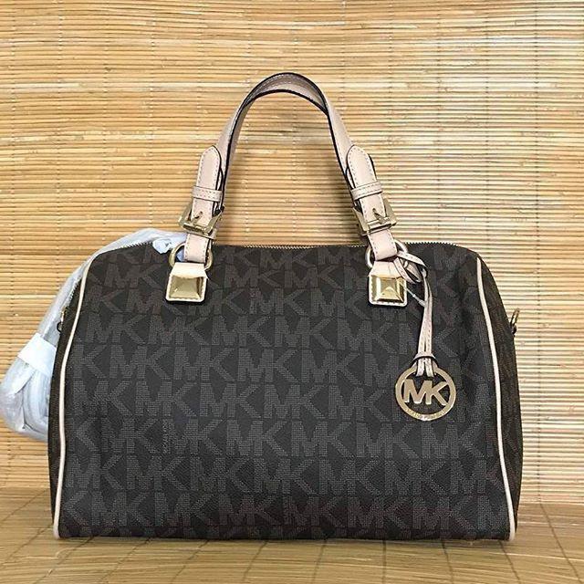 Michael Kors Greyson Large Sign Brown