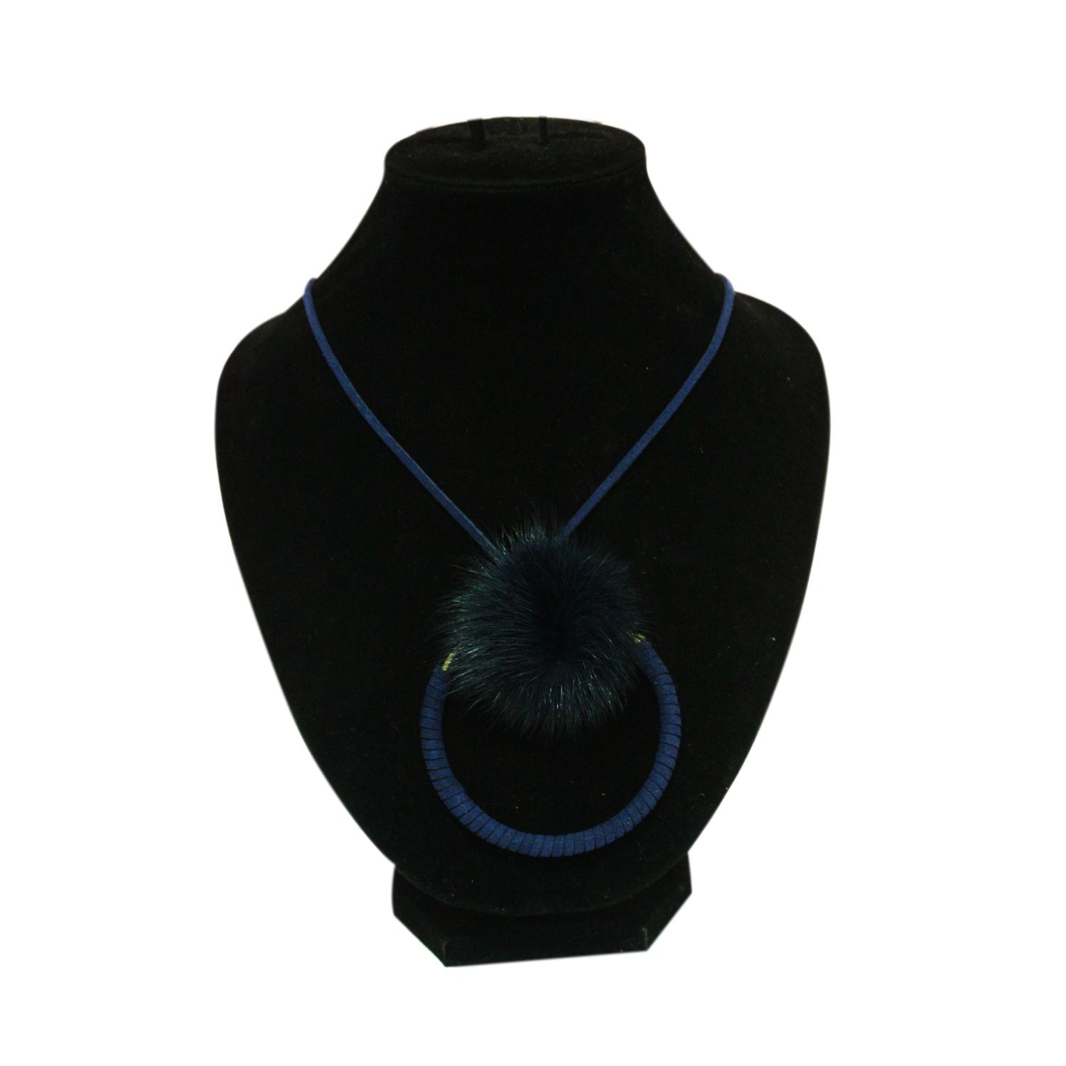 KW1769-KALUNG BLNV LINGKAR KAIN LILIT POM POM .SHN 51