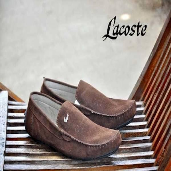 Sepatu Slip On Pria Lacoste