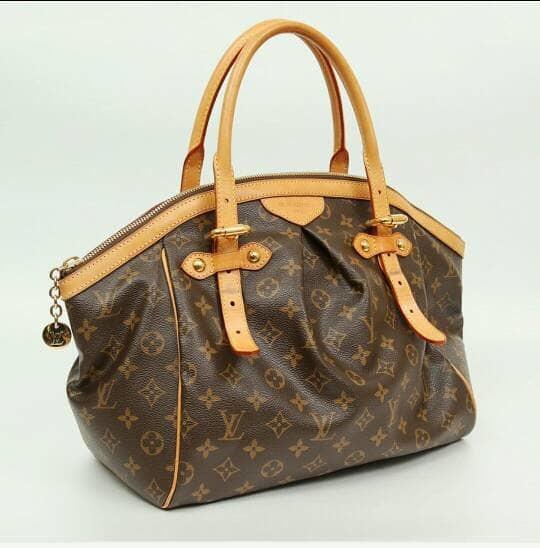 TAS LOUIS VUITTON TYPOLI SEMI PREMIUM
