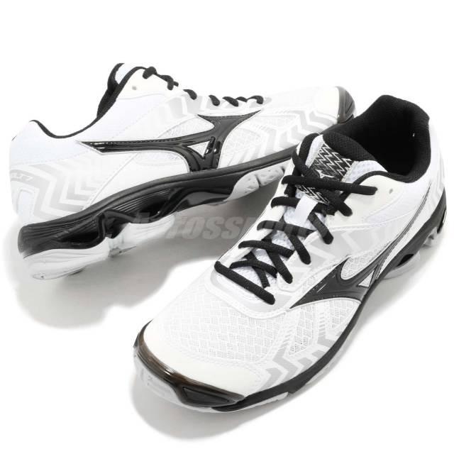 Sepatu voli Mizuno V1GB186008 WAVE BOLT 7 - WHITE BLACK SILVER