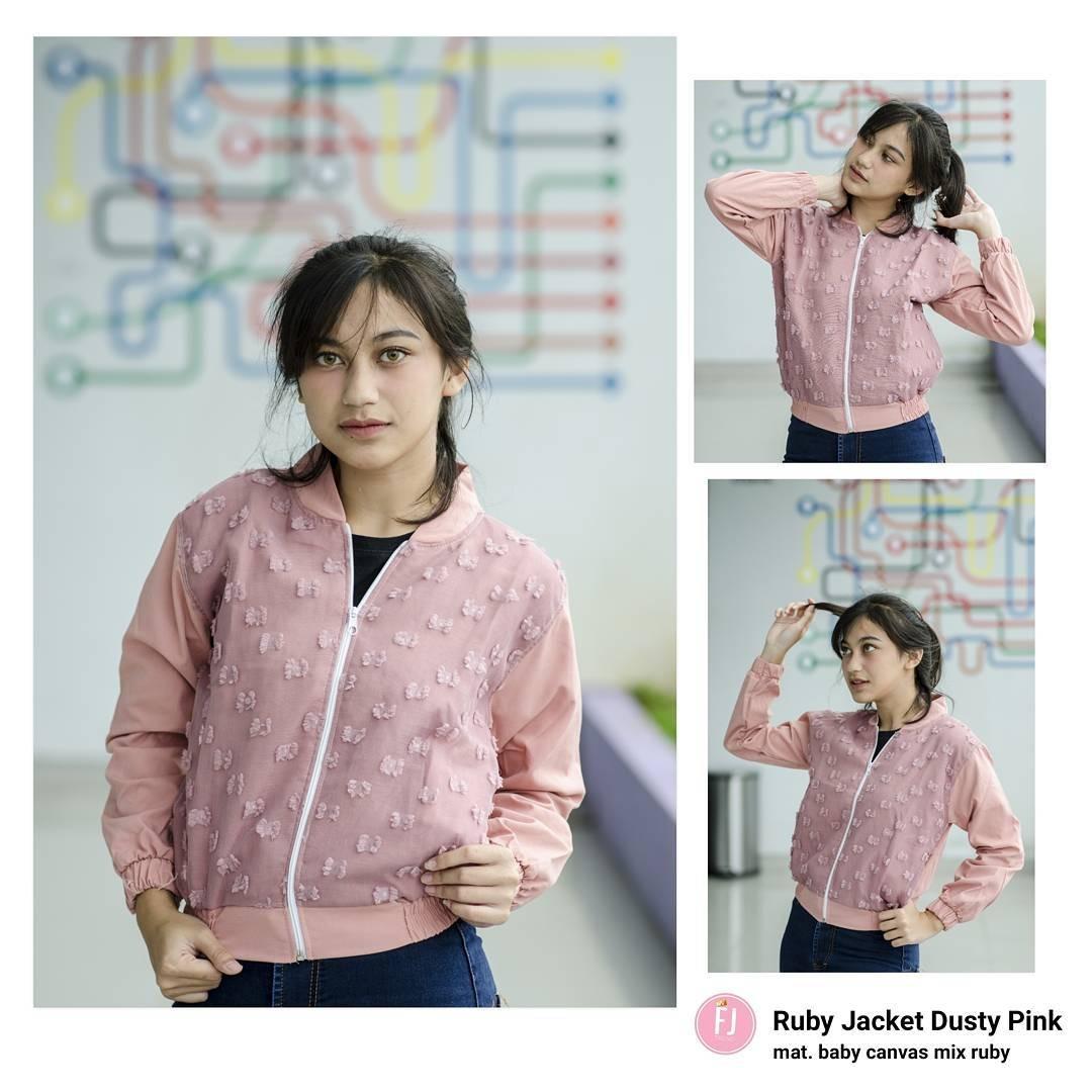 Baju Muslim Original Jaket Ruby Jacket Wanita Baby Canvas Mix Ruby Modern Simple Atasan Wanita Pakaian Jaket Casual Luaran Modern Trendy Terbaru 2018 Baju Muslim Original Jaket Ruby Jacket Wanita Baby Canvas Mix Ruby Modern Simple Atasan Wanita Pakaian Jaket Casual Luaran Modern Trendy Terbaru 2018