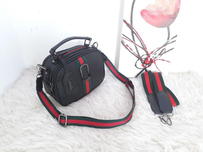 HOT PROMO!!! Tas Slempang Wanita Murah Terbaru 2018 Gucci 0404 - 80YBoT Januari 2019 - 5 HOT PROMO!!! Tas Slempang Wanita Murah Terbaru 2018 Gucci 0404 - 80YBoT - 5
