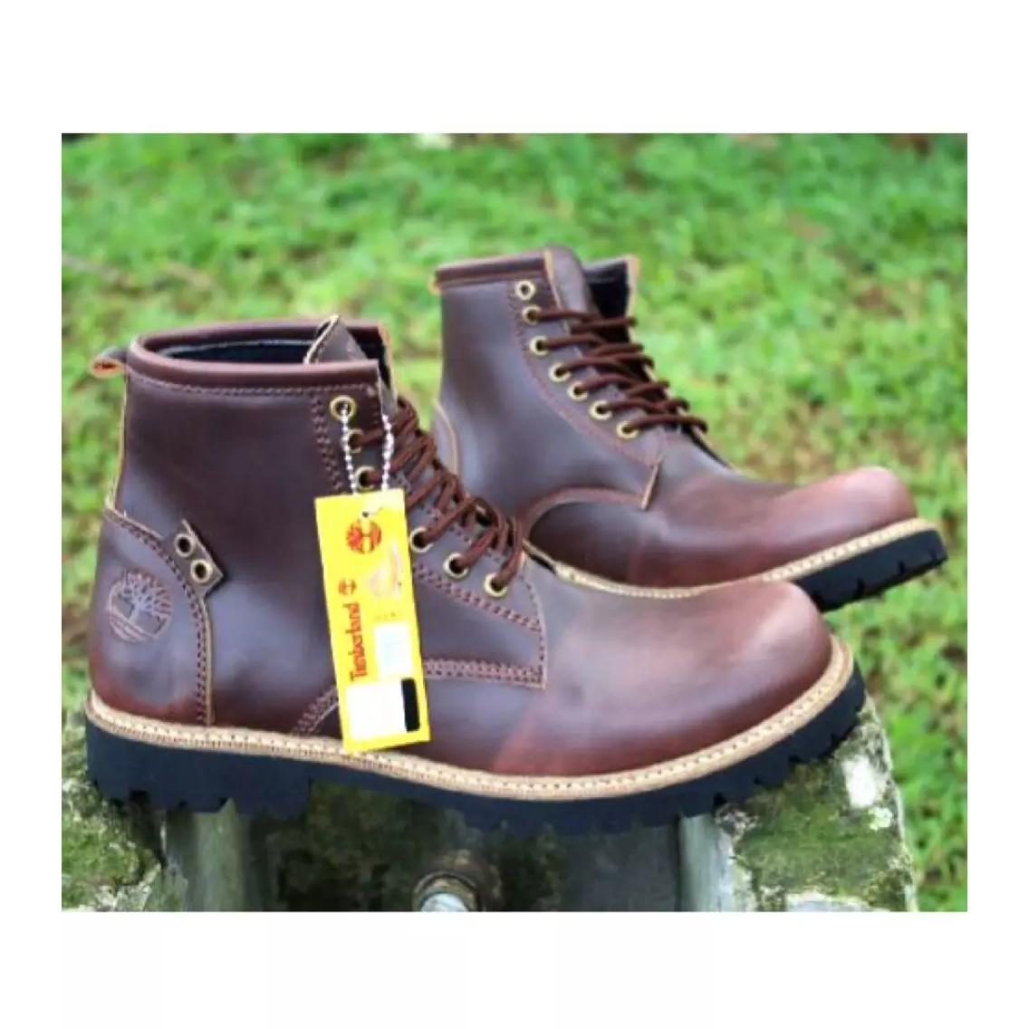 Sepatu Booth Pria Dengan Ujung Besi Kuat Kokoh