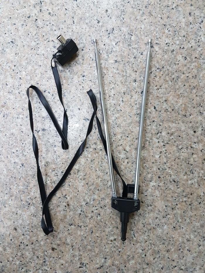 ANTENA TV Tancap 4 ruas / ANTENA TARIK INDOOR VHF & UHF