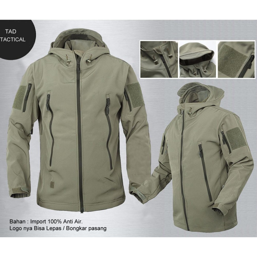 Jaket Terbaru Tactical TAD Bravo Bahan Import Hijau Army Anti Air Nyaman Dan Hangat Dipakai Cocok Untuk Iklim Dingin. Jaket Gunung Tersedia 2 Warna Dan Logo Club Bola Promo