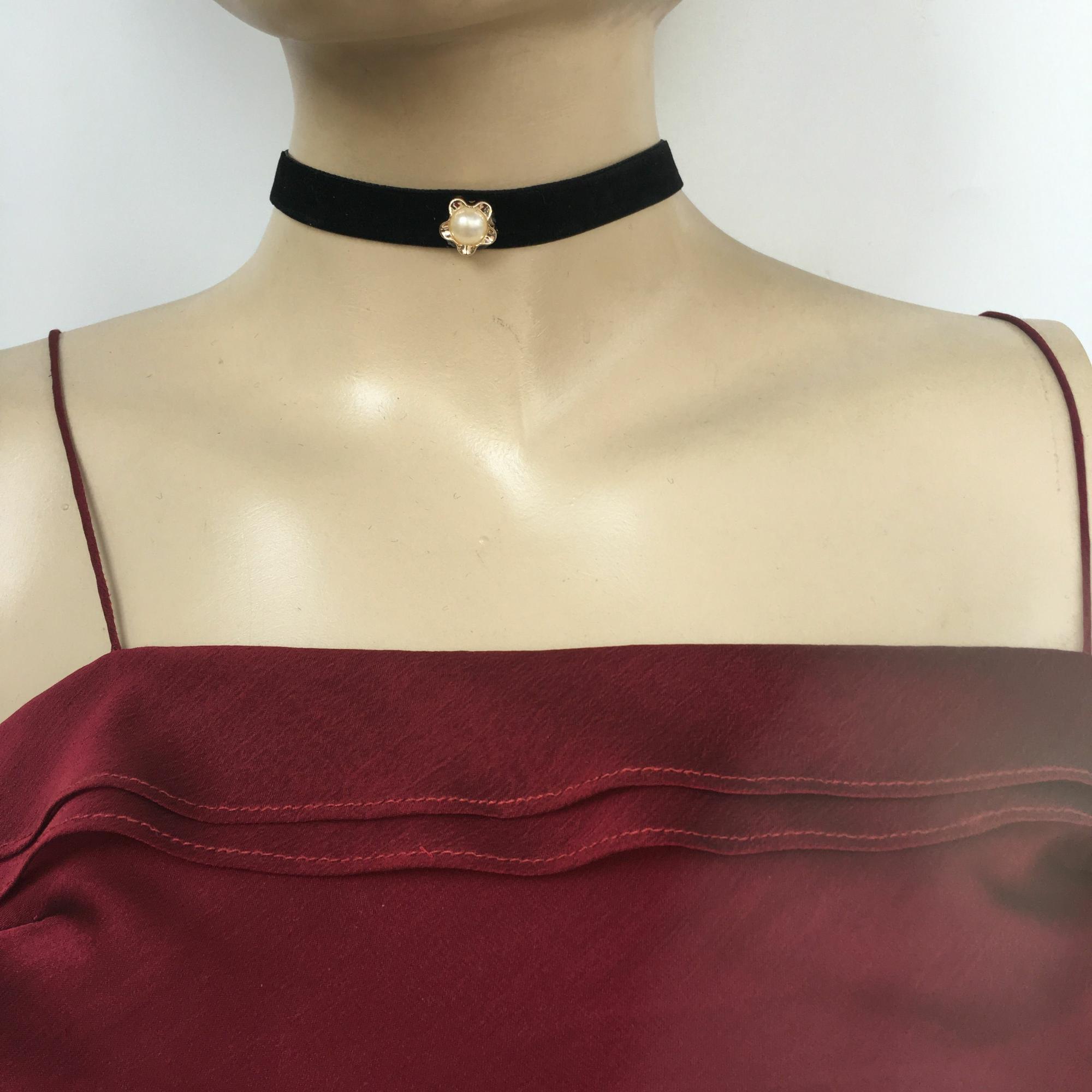 Kalung Choker Modis Fashion Trendy Koleksi Terbaru Harga Termurah Design Elegant Simple