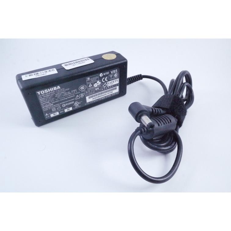 TOSHIBA Original Adaptor Charger Notebook Laptop PA1750 PA3380 PA3432 A100 L300 L350 M65 Series 19V 3.95A ( 5.5*2.5) Special