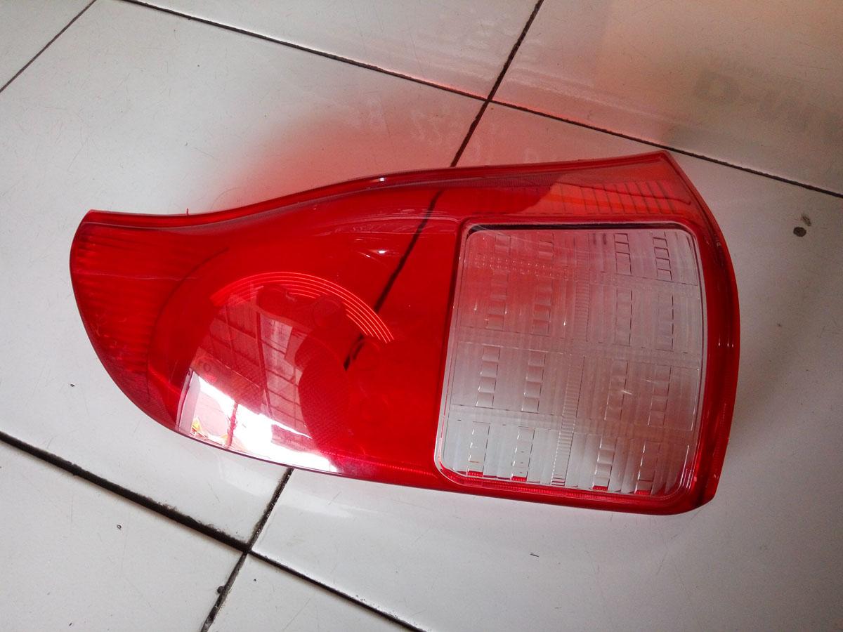 Mika 1pcs Stoplamp Avanza Xenia 2012 2013 2014 - Kanan Januari 2019 - 2 Mika 1pcs Stoplamp Avanza Xenia 2012 2013 2014 - Kanan - 2