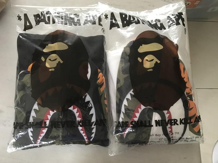 HARGA PROMO!!! BAPE Shark Hoodie (Bathing Ape) Original 100% - vMzoho