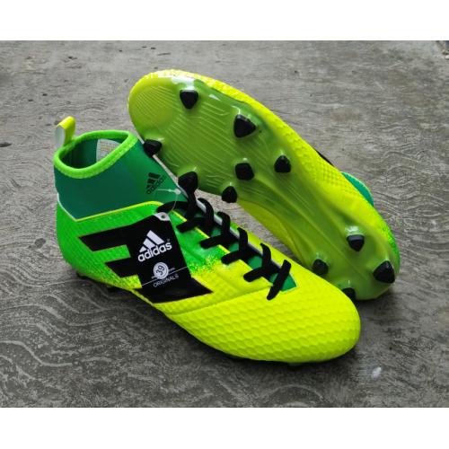 Sepatu Bola dewasa kleren model bots