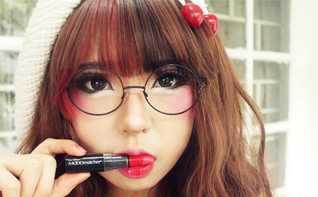 MOODmatcher Red (Lipstick Super Awet Tahan Hingga 12 Jam) Januari 2019 - 5 MOODmatcher Red (Lipstick Super Awet Tahan Hingga 12 Jam) - 5
