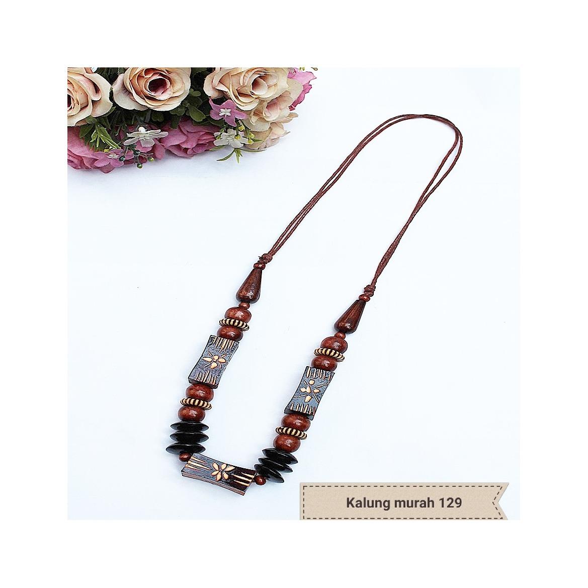 Raja Murah Aksesoris Kalung Wanita Bahan Kayu