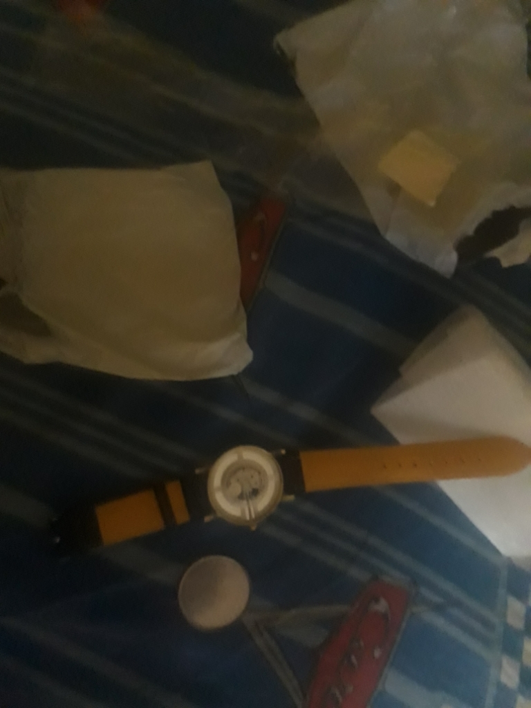 Jam Tangan Moonar Dengan Strip Berbahan Kulit PU Dan Bergambar Lonceng Angin Khusus Untuk Wanita
