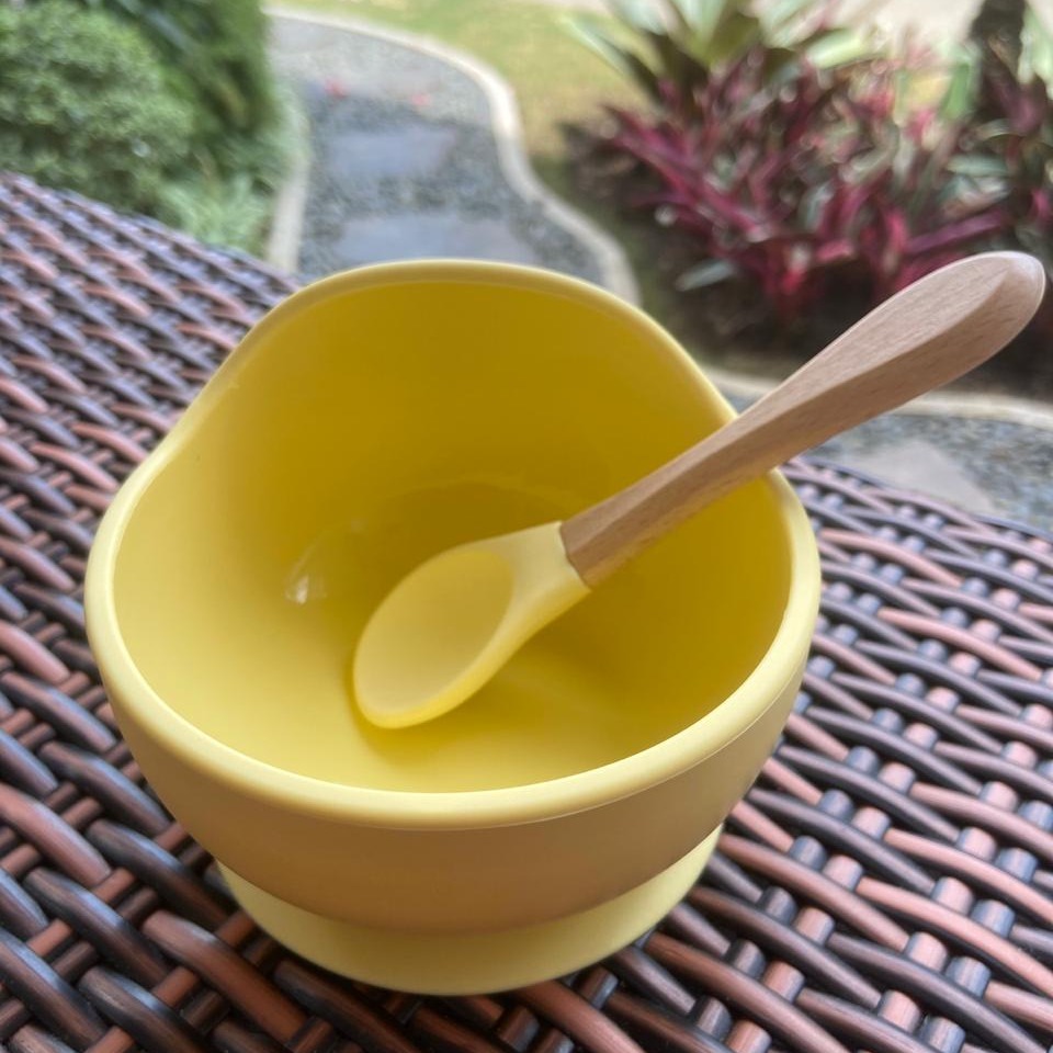 Food Grade Baby Bowl Silicone + Spoon Set / Mangkuk Makan Bayi & Sendok Silikon Tahan Panas / Mangkok Silikon Bayi / Silicone Baby Feeding Tableware Waterproof Spoon Non-Slip Suction Fixing Feedings Bowl BPA Free High Quality Anti Fall Anti Bite