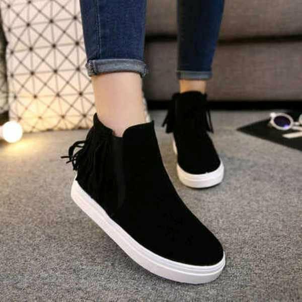 sepatu wanita fashion semi boots hitam sepatu wanita fashion semi boots hitam