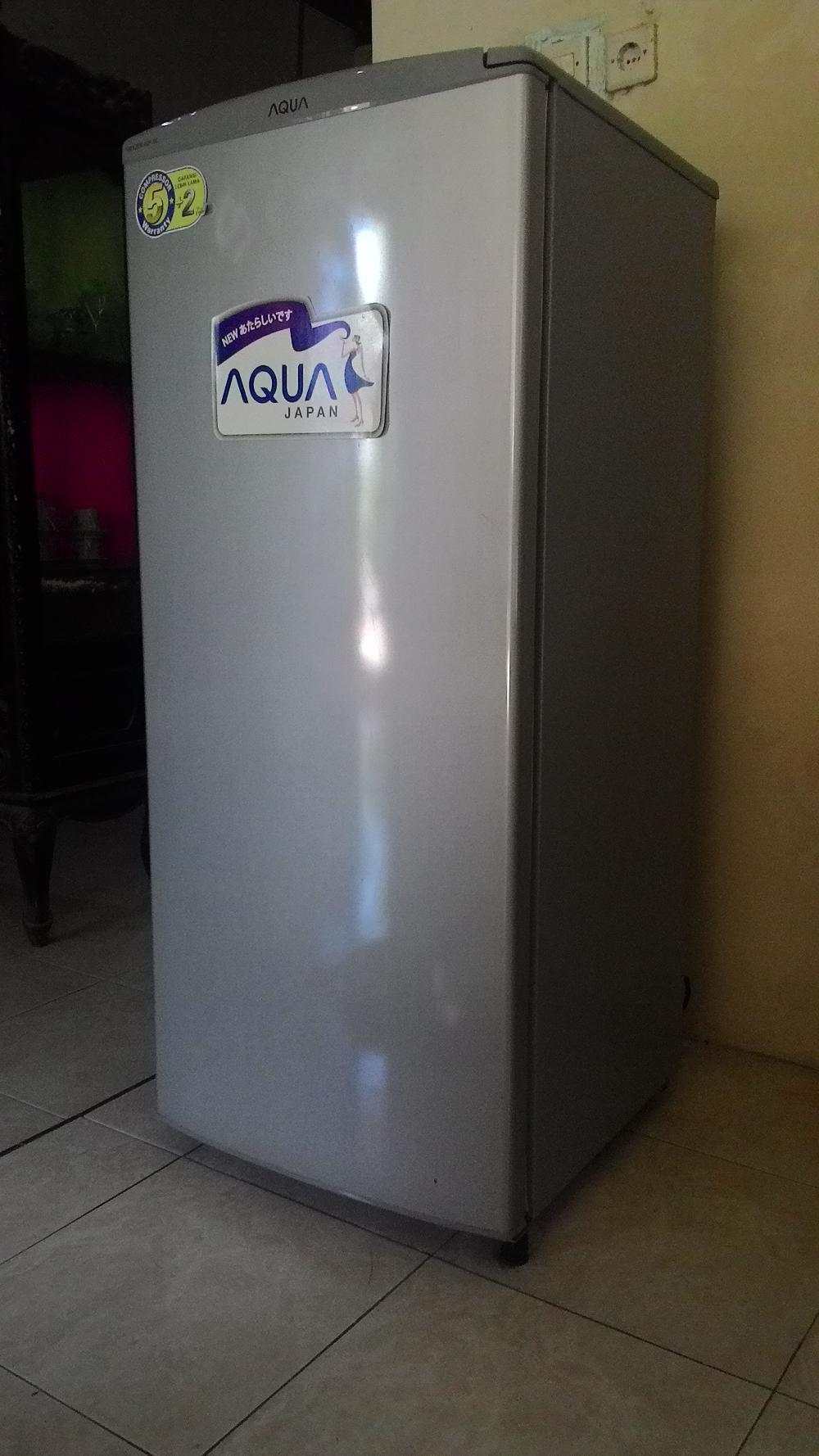 AQUA AQF-S6(S) Kulkas Freezer Asi Berdiri 6 Rak AQF-S6 ...