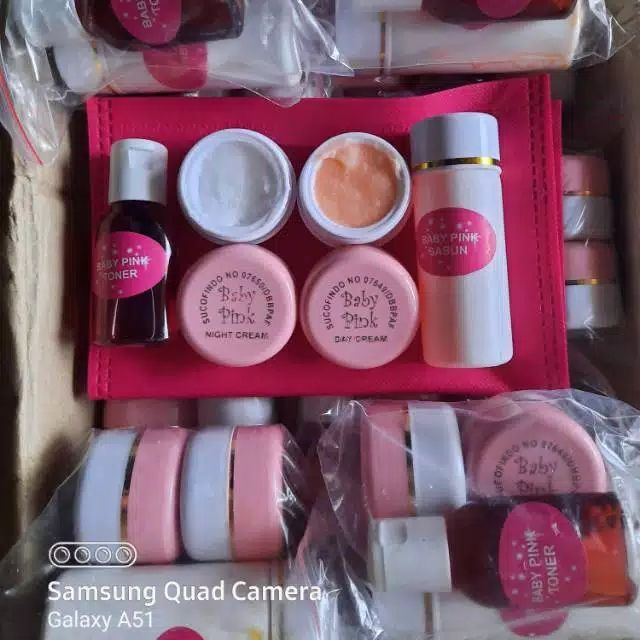 PAKET GLOWING BABYPINK / BABY PINK ORIGINAL EMBOS 15GR / 14 HARI GLOWING