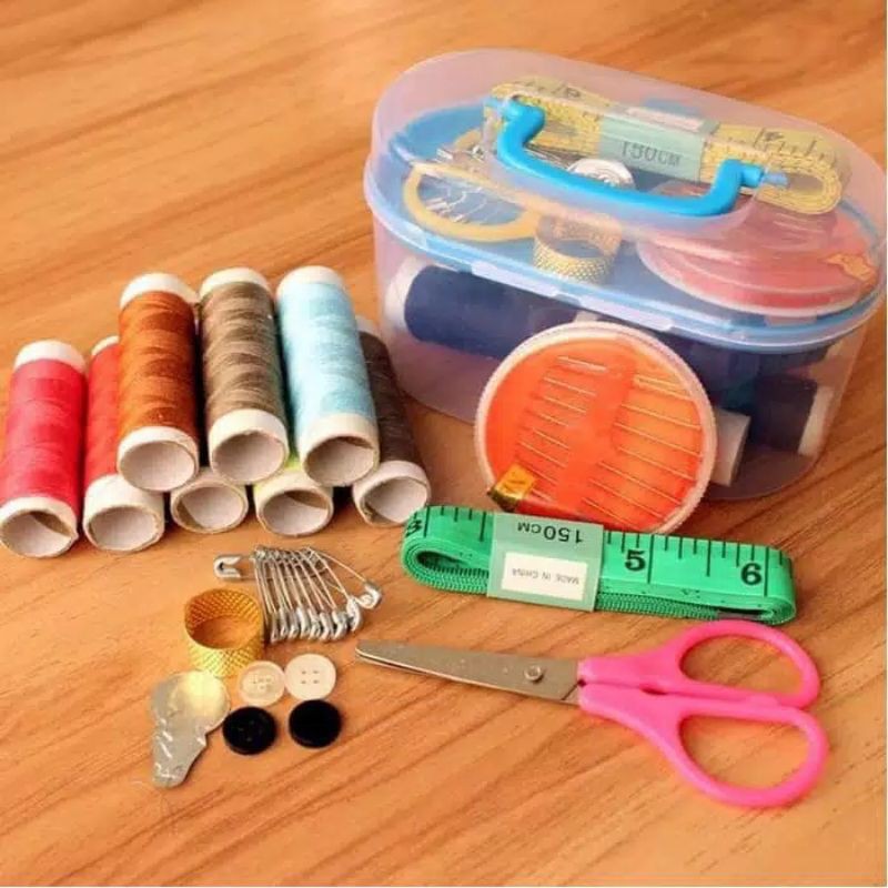 Alat Jahit Kotak Box Set Perlengkapan Menjahit Benang Jarum Peniti Gunting Meteran Mini Sewing Kit
