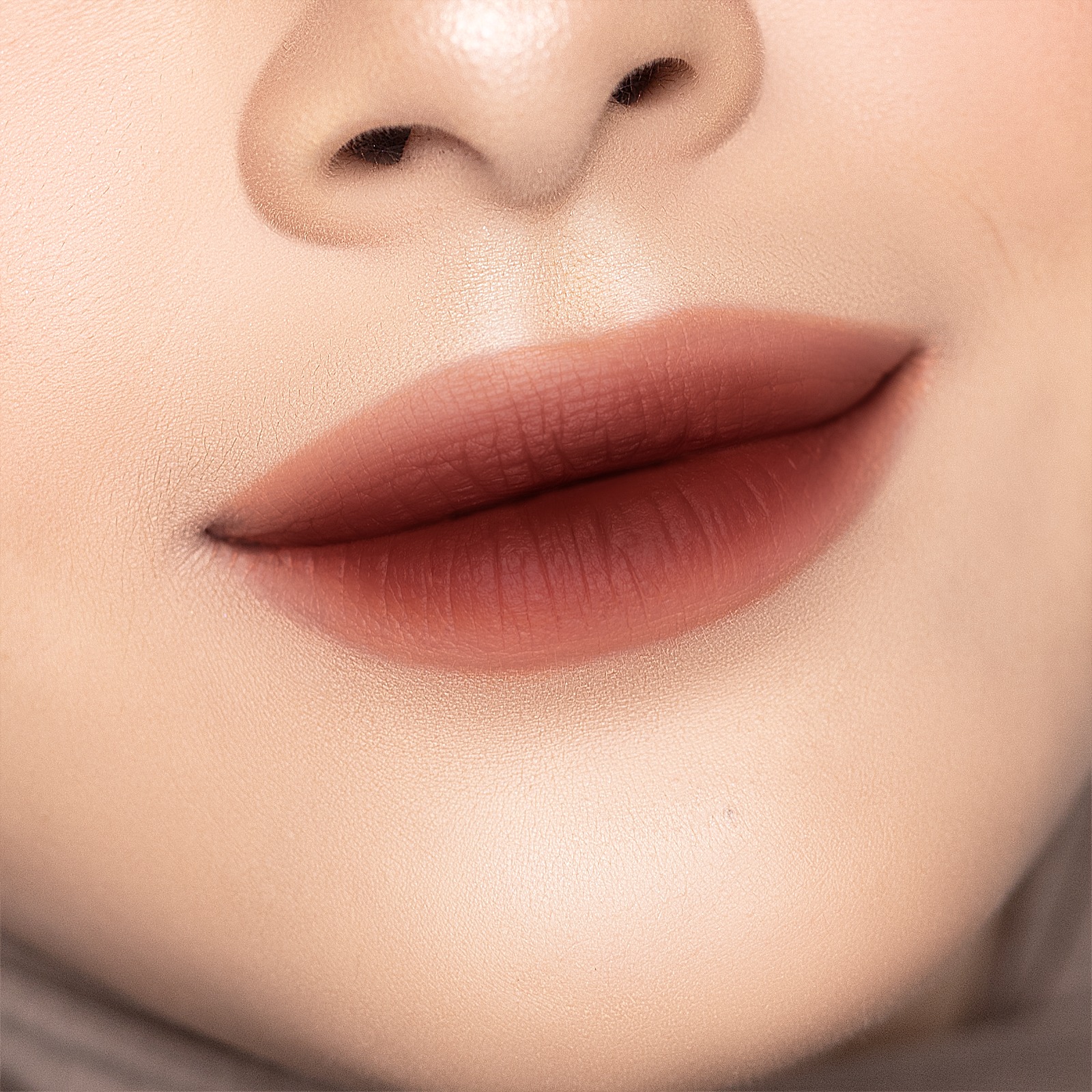 [FLASH SALE] Madame Gie Charmseeker 2in1 Ombre - Make Up Soft Matte Finish