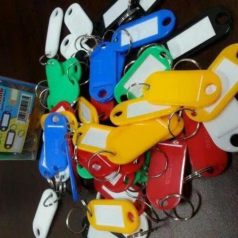 Gantungan Kunci Label Nama - Key Ring Label merk JOYKO Isi 9 Psc gantungan kunci label nama – key ring label merk joyko isi 9 psc