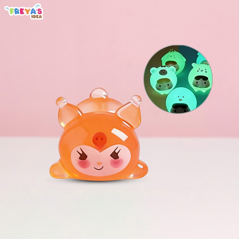 FR-C1453 Ornamen Kartun Bercahaya Aksesori Resin Ornamen Desktop Glow In The Dark / Kartun Cute 3D