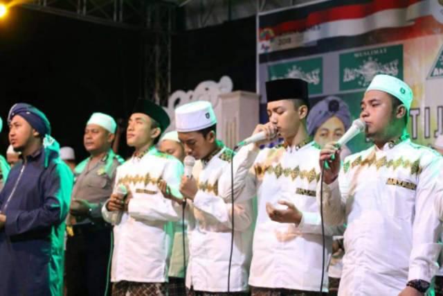 78 Foto Gambar Keren Gus Azmi Terlihat Keren 78 Foto Gambar Keren Gus Azmi Terlihat Keren