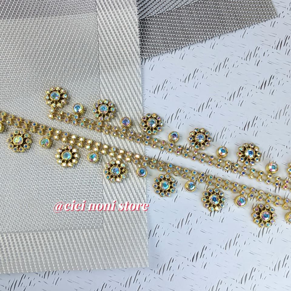 cangkang premium aplikasi permata payet renteng diamond bentuk bunga per 50 cm