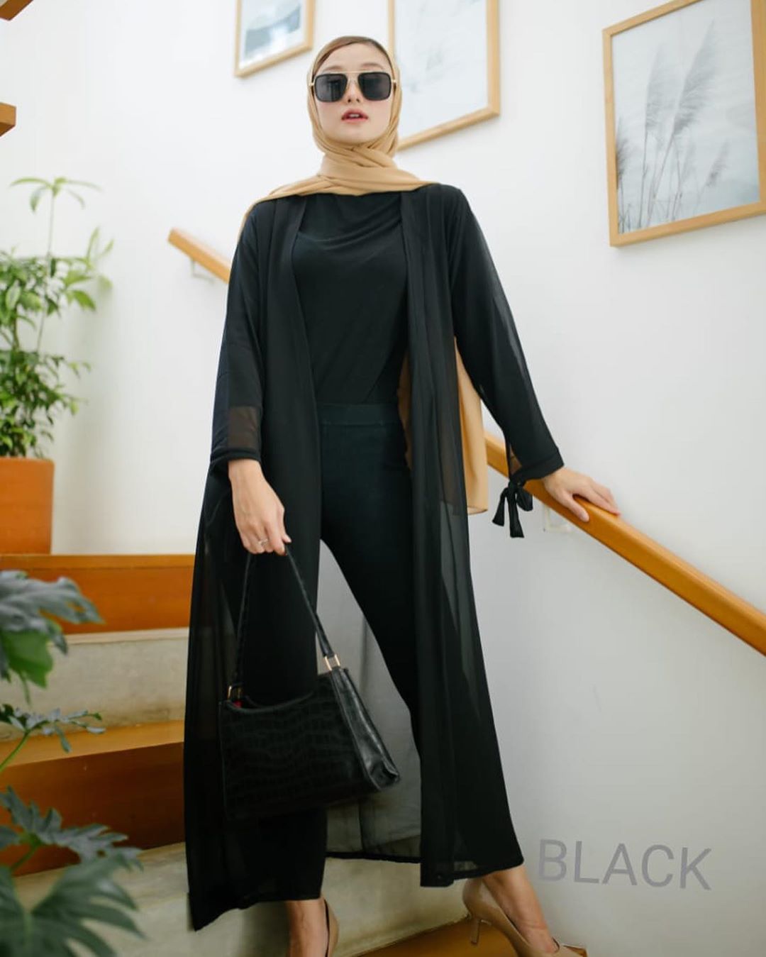 Felly Long Outer / Outer Wanita / Outer Wanita Hijab Kekinian / Outer Cardigan / Outer Bahan Ceruty / Outer Polos / Long Outer Wanita / Ootd Hijab Style Remaja / Ootd Selebgram / Atasan Wanita Terbaru 2020 / Atasan Wanita Lengan Panjang / Kardigan Wanita felly long outer / outer wanita / outer wanita hijab kekinian / outer cardigan / outer bahan ceruty / outer polos / long outer wanita / ootd hijab style remaja / ootd selebgram / atasan wanita 2020 / atasan wanita lengan panjang / kardigan wanita