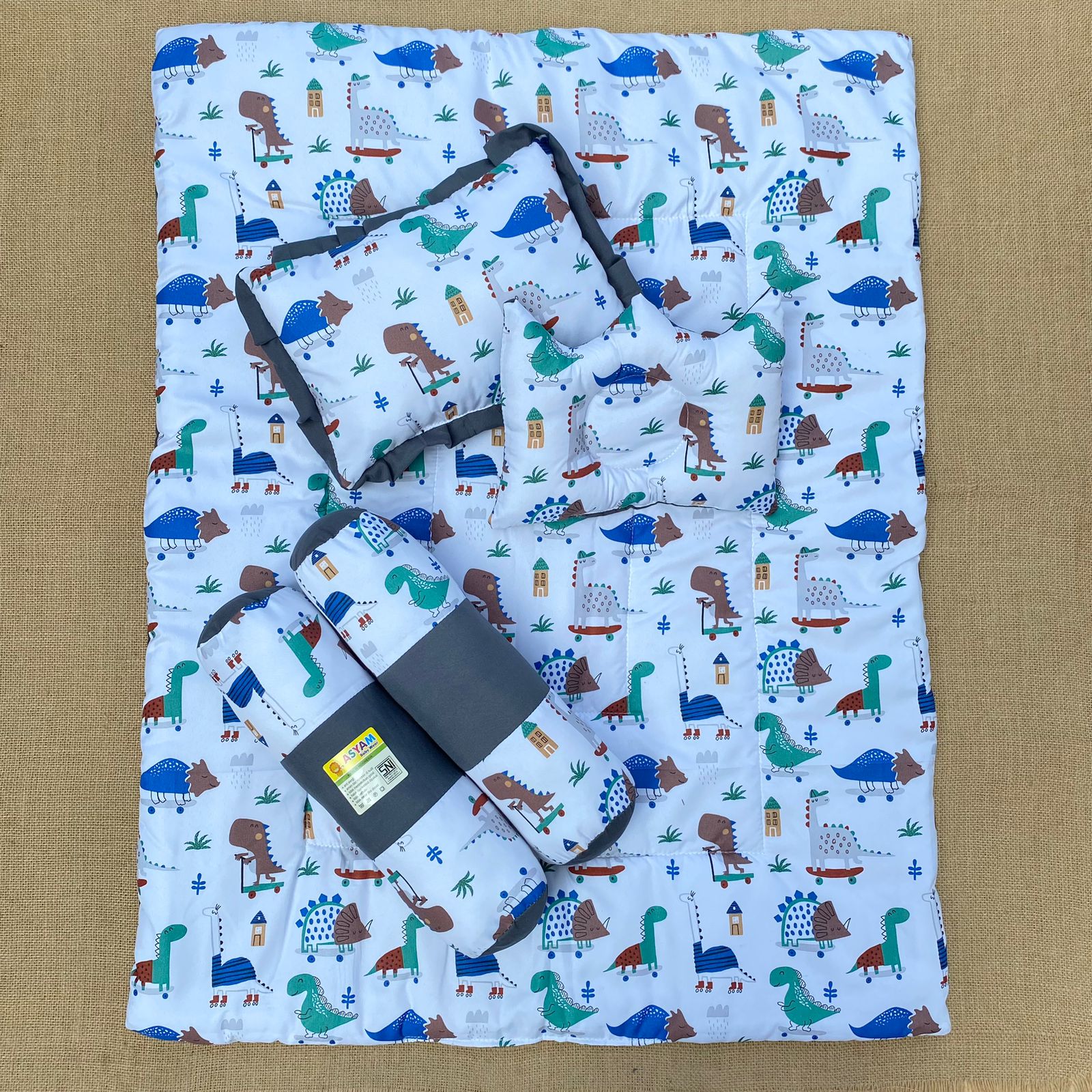 BADCOVER BAYI SET BANTAL GULING BERMOTIF LUCU ASYAM BABY