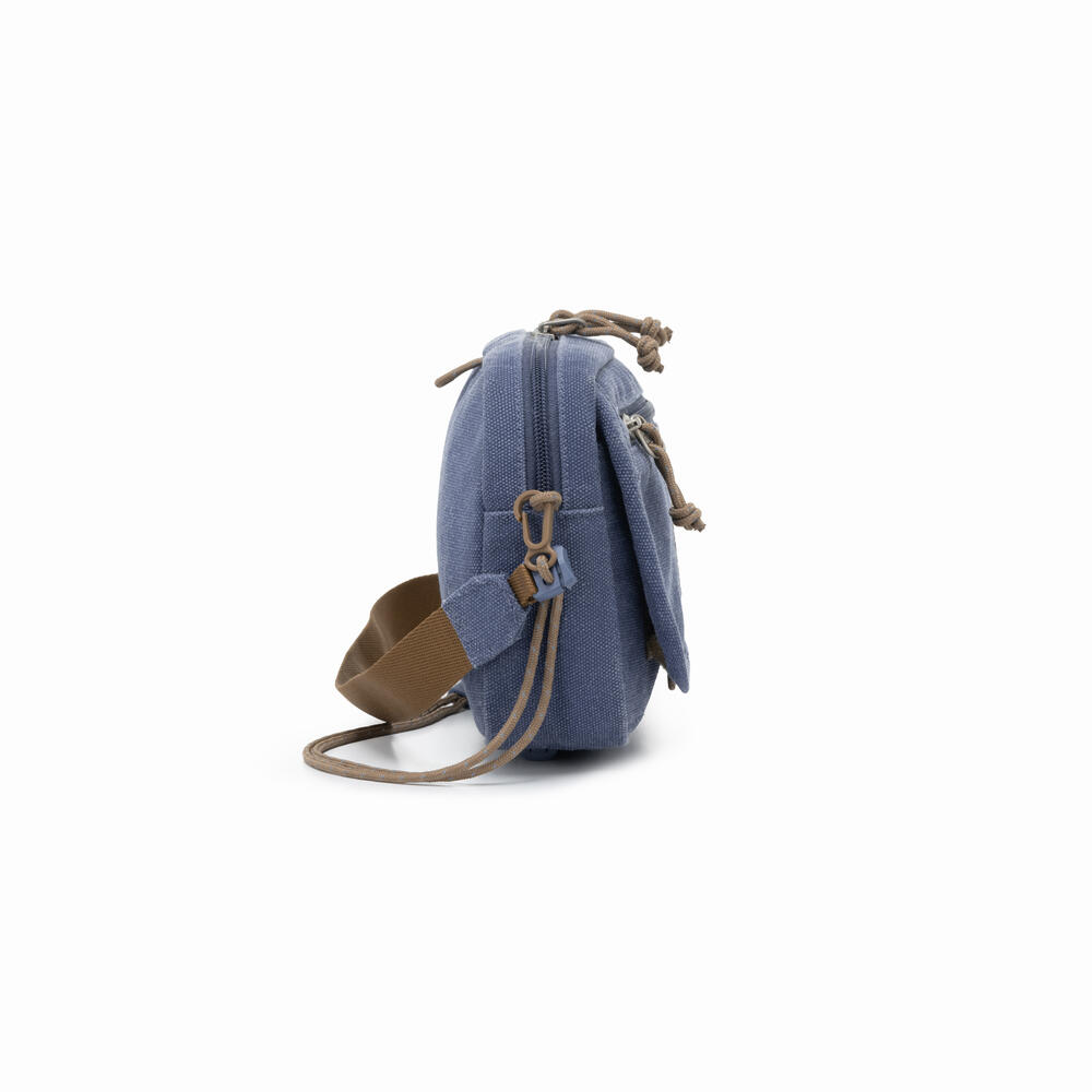 910007597 BTR CANVAS SLING POUCH WS