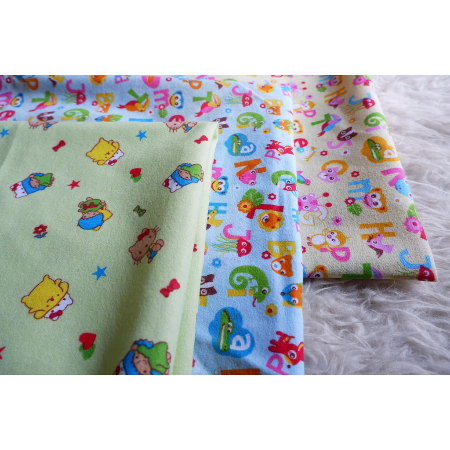 Bedong Bayi Karakter ( 3 PCS ) / Kain Lembut / Tersedia 4 Ukuran = 70 X 90 sampai 90 X 120 / Real Picture / Good Quality