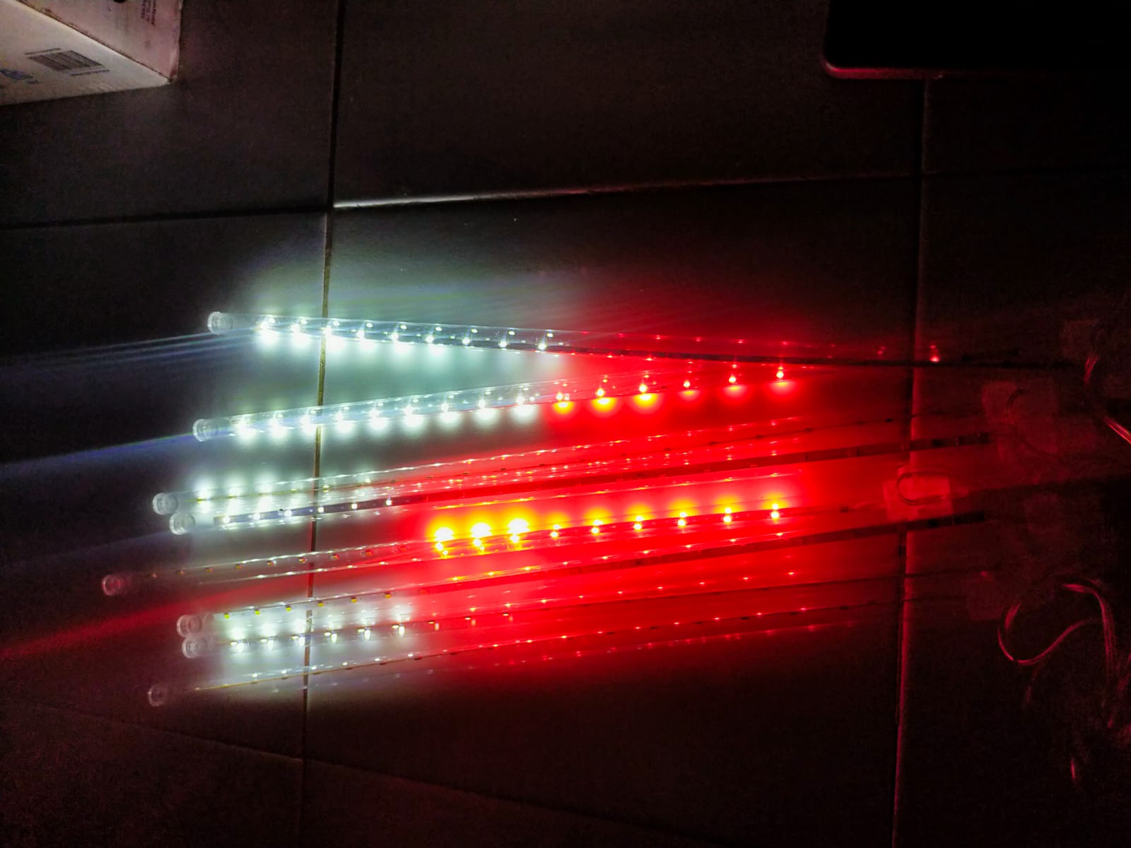 LAMPU METEOR LED HUJAN 7 WARNA 50CM RGB 1 SET 10 BATANG FULL WARNA / LAMPU HUJAN NAIK TURUN