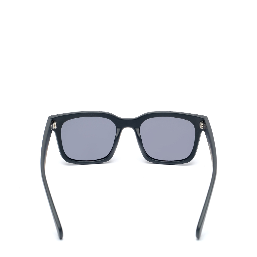 ROLLICK. (910004935)