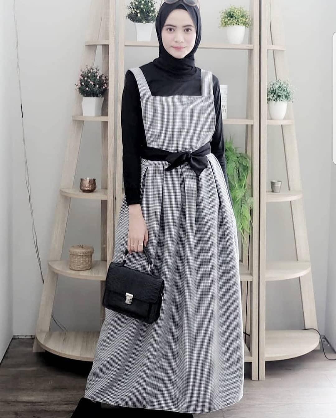 Baju Muslim Modern ALANA OVERALL (NO INNER) Katun Jepang Baju Wanita Jumpsuit Casual Pakaian Modern Baju Kerja Hijab Modern Terbaru Overall Kekinian Baju Kodok Baju Terusan Muslimah Jumpsuit Lucu Overall Keren Kekinian 2019