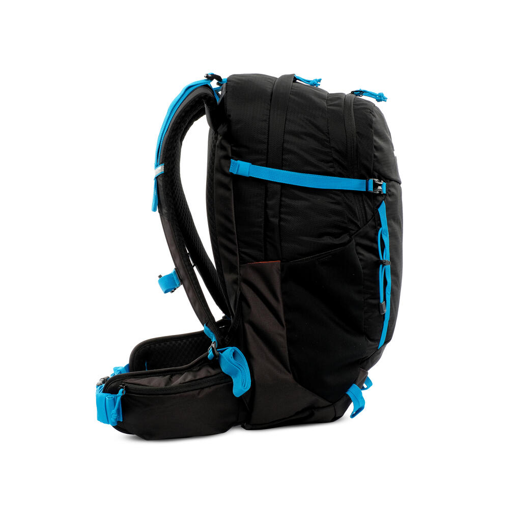 910010756 APEX BACKPACK 30 - BLK