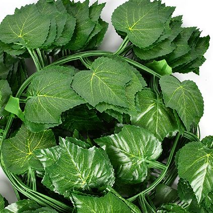 Daun Rambat Plastik Jumbo Besar Dekorasi Hiasan Dinding 2 meter Anggur Semangka