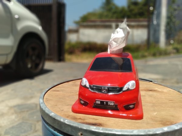 Tempat tissue miniatur mobil honda Brio tempat tissue miniatur mobil honda brio