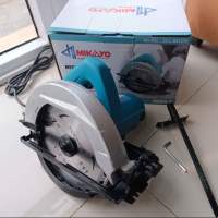 MAKITA M5801B Circular Saw 7″ Gergaji Listrik Circle Potong Kayu Mesin