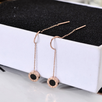 Anti Alergi model panjang hitam rumbai emas campur Anting tindik wanita Elegan Korea Selatan kepribadian baja