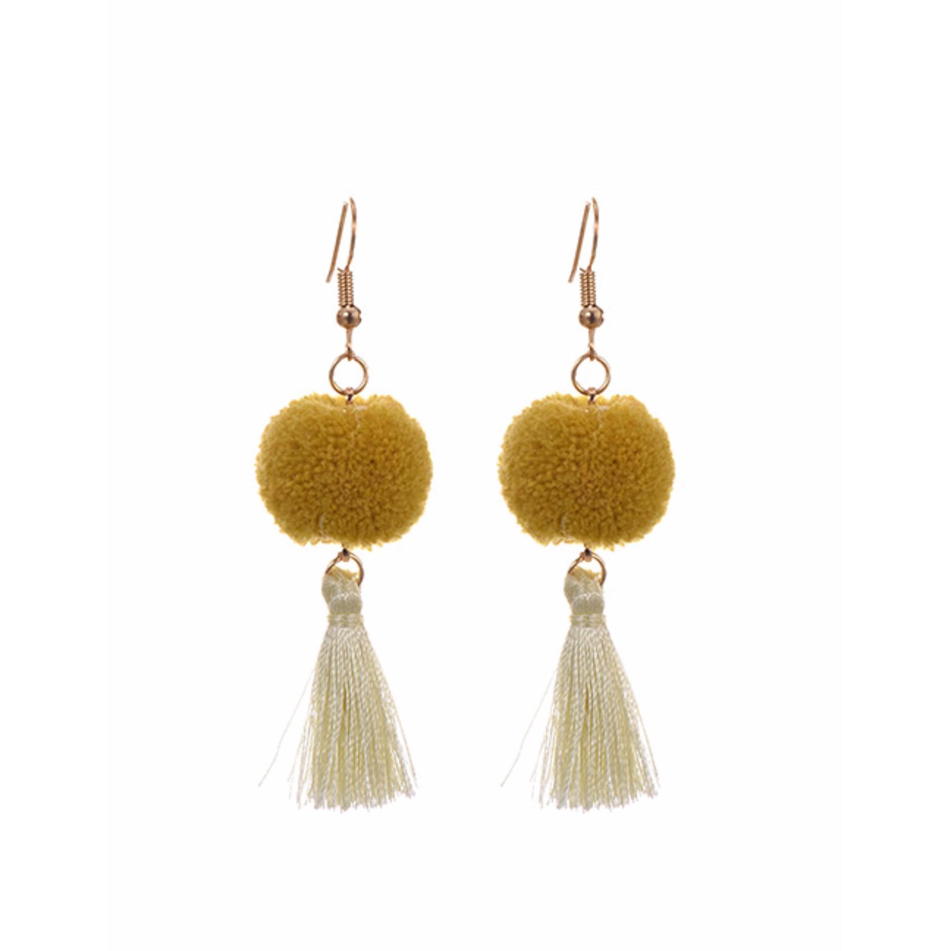 Review of LRC Anting Wanita Yellow Fuzzy Ball&tassel Decorated Simple Earrings belanja murah - Hanya Rp18